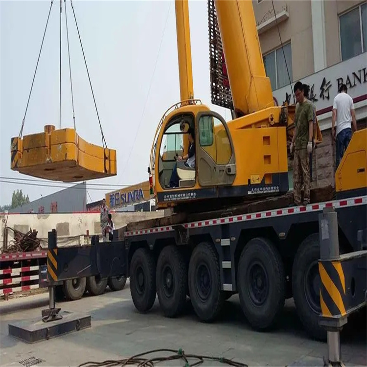 莒县当地吊车出租|机器吊装|75吨|工厂搬迁服务